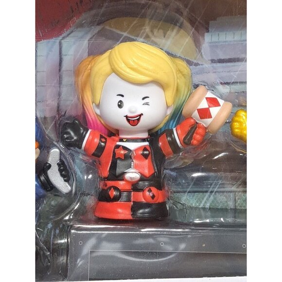 Fisher Price Little People DC Suicide Squad Collector Set, Harley Quinn - Picture 3 of 9